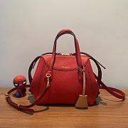 TORI BURCH Lychee Leather Retro Hardware Outlines The Round Outline Of Perry Portable (Red)  - 1