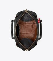 TORI BURCH Lychee Leather Retro Hardware Outlines The Round Outline Of Perry Portable (Black)   - 4