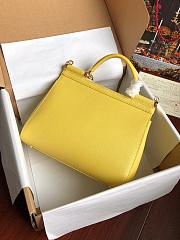 D&G medium Sicily bag in dauphine calfskin in yellow 25cm - 6