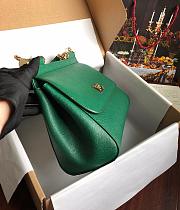 D&G medium Sicily bag in dauphine calfskin in green 25cm - 6