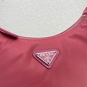 PRADA Re-Nylon Re-Edition Mini-Bag 1NE515_RDH0_F0E18 (Pink)  - 4