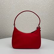 PRADA Re-Nylon Re-Edition Mini-Bag (Red)  - 4