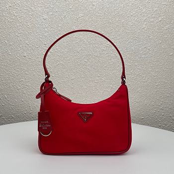 PRADA Re-Nylon Re-Edition Mini-Bag (Red) 