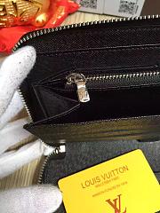 LV Large Wallet / Black Grid N63077 - 4