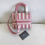 Dior Medium Lady D-Lite Bag D-Stripes Embroidery (Pink) M0565ORFQ_M912  - 4