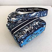 Medium Lady D-Lite Bag Palms Embroidery (Blue) M0565OREU_M928 - 6