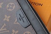 LV Zippy Dragonne Wallet M69407  - 5