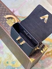 LV Twist MM (Black) 23cm M58688  - 3