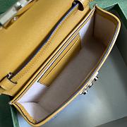 GUCCI GG Supreme Canvas Padlock Small Shoulder Bag ‎(Yellow_White) 409487 KLQJG 9763  - 3