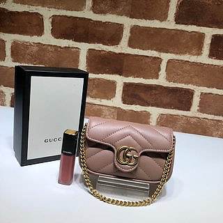 GUCCI GG Marmont Matelassé Leather Super Mini Bag (Pink) 