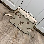 LV Pochette Métis Bicolor Monogram Empreinte Leather M45596  - 3