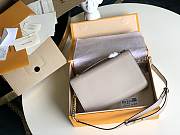 LV Lockme M56088 (Beige)  - 2