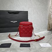 YSL 80's Vanity Bag In Carré-Quilted Grain De Poudre Embossed Leather (Red) 649779  - 6