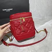 YSL 80's Vanity Bag In Carré-Quilted Grain De Poudre Embossed Leather (Red) 649779  - 4