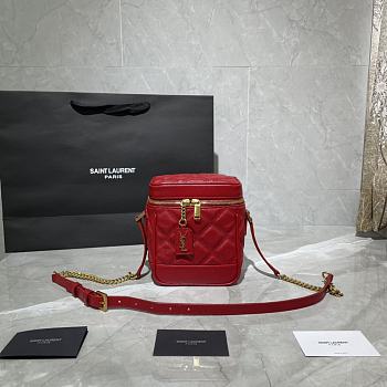 YSL 80's Vanity Bag In Carré-Quilted Grain De Poudre Embossed Leather (Red) 649779 