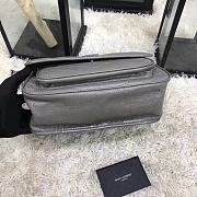 YSL Niki Medium Chain Bag In Crinkled Vintage Leather Storm Size 28x20x8,5 cm - 6