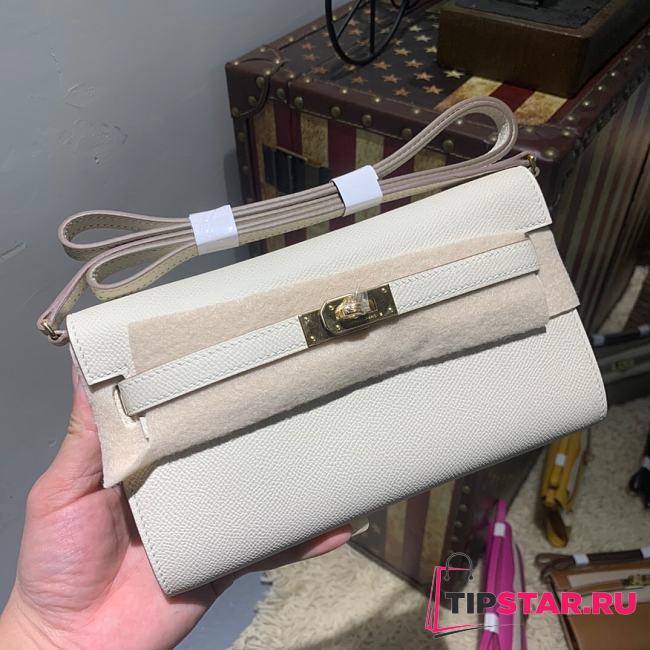 hermes kelly on the go