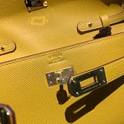 Hermès Kelly Classique To Go Woc Wallet (Yellow)  - 4