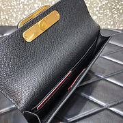 VALENTINO Garavani Logo Clutch Black 065 - 4