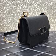 VALENTINO V-Ring Logo Leather Shoulder Bag Black 22cm 0808 - 4