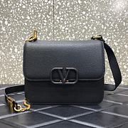 VALENTINO V-Ring Logo Leather Shoulder Bag Black 22cm 0808 - 1