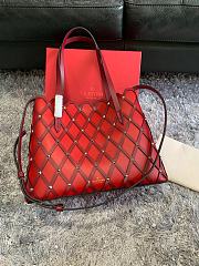 Valentino Garavani Beehive Tote Bag 30cm 2033 (5) - 2