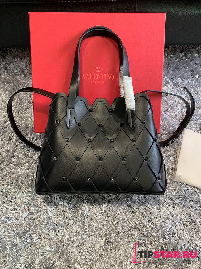 Valentino Garavani Beehive Tote Bag 22cm 2033s (1) - 1