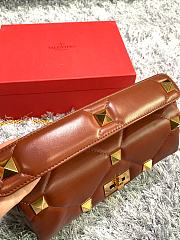 Valentino Roman Stud Large Leather Shoulder Bag Brown 2060  - 5