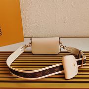 LV Officier M69841 White  - 4