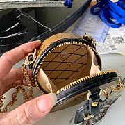 LV Boite Chapeau Necklace Bag M68577  - 4