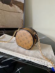 LV Boite Chapeau Necklace Bag M68577  - 3