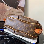 LV Monogram Tulum GM M40075  - 3