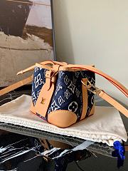 LV Since 1854 Noé Purse Nano Bucket Bag M57447 Blue - 5