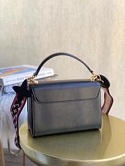 LV Twist MM Bag in Epi Leather M57050 Black - 2