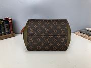 LV Fold Tote PM Monogram in Brown M45388  - 4