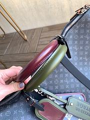 LV Monogram Eclipse Keepall Bandouliere 50 M56856  - 3