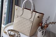 LV Fold Tote MM in White M45409 - 5