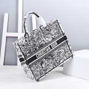 Dior Tote Book 41cm (8) 1286  - 6