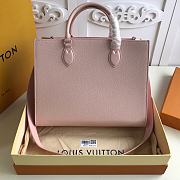 Louis Vuitton Lockme Tote MM Bag in Grainy Calfskin M55846 Pink  - 4