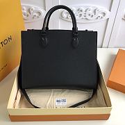 Louis Vuitton Lockme Tote MM Bag in Grainy Calfskin M55846 Black  - 2