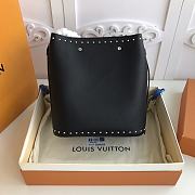 Louis Vuitton Black Lockme Bucket Bag M43878 - 6