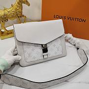 Louis Vuitton Outdoor Flap Messenger M30411  - 2