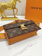 Louis Vuitton S Lock Belt Pouch MM M68549 - 3