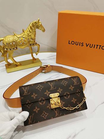 Louis Vuitton S Lock Belt Pouch MM M68549