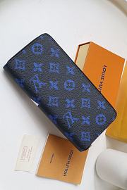 Louis Vuitton Zipper Wallet M80801 Blue - 3