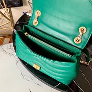 Louis Vuitton New Wave Chain Bag H24 in Green M58552   - 2