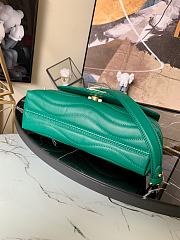 Louis Vuitton New Wave Chain Bag H24 in Green M58552   - 5