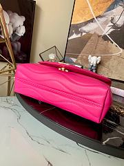 Louis Vuitton New Wave Chain Bag H24 in Pink M58552   - 3