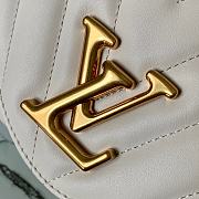Louis Vuitton New Wave Chain Bag H24 in White M58552 - 5