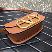 Valentino Supervee crossbody calfskin bag in brown 26.5cm - 2